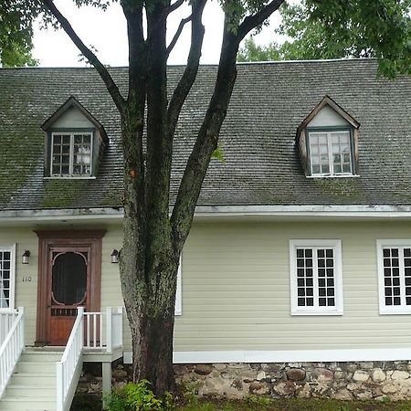 Saint-Laurent-de-l'ile d'Orleans La Maison Ancestrale Guerard المظهر الخارجي الصورة